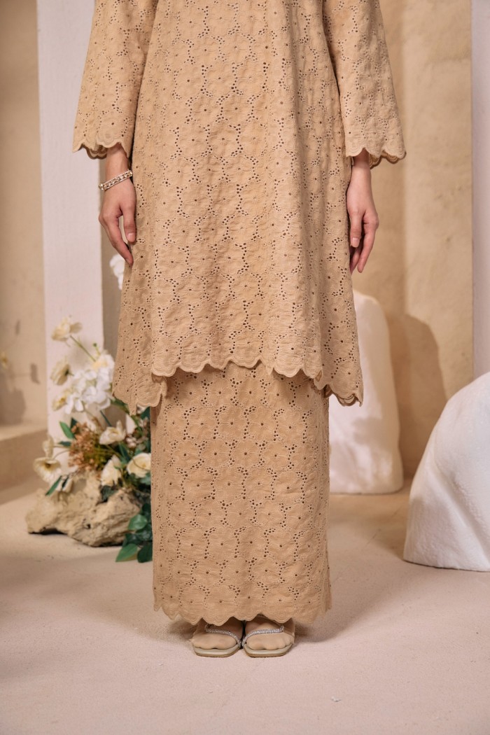 Julia Kurung in Desert Bloom