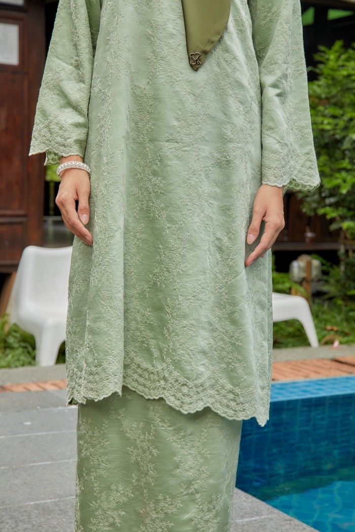 Qasseh in Mint Green (AS-IS)